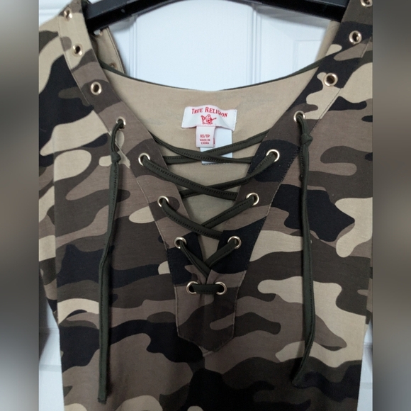 True Religion - Camouflage Long Sleeve Hooded Bodysuit - Picture 2 of 7